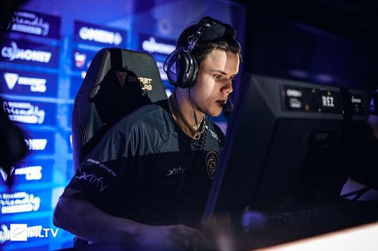 海信引领电竞营销新风潮 KPL年度总决赛精彩呈现